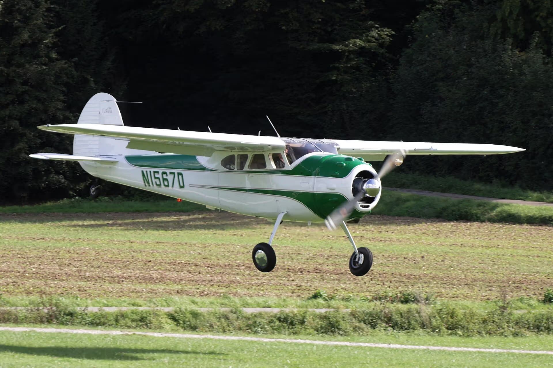 N1567D — Cessna