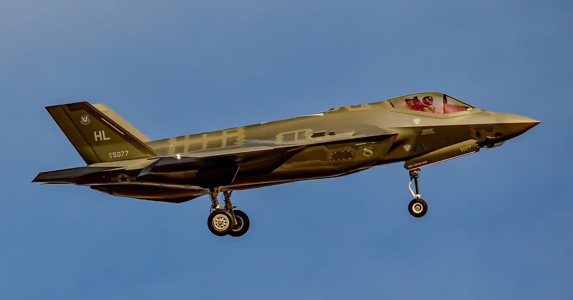 Unidentified — Aircraft