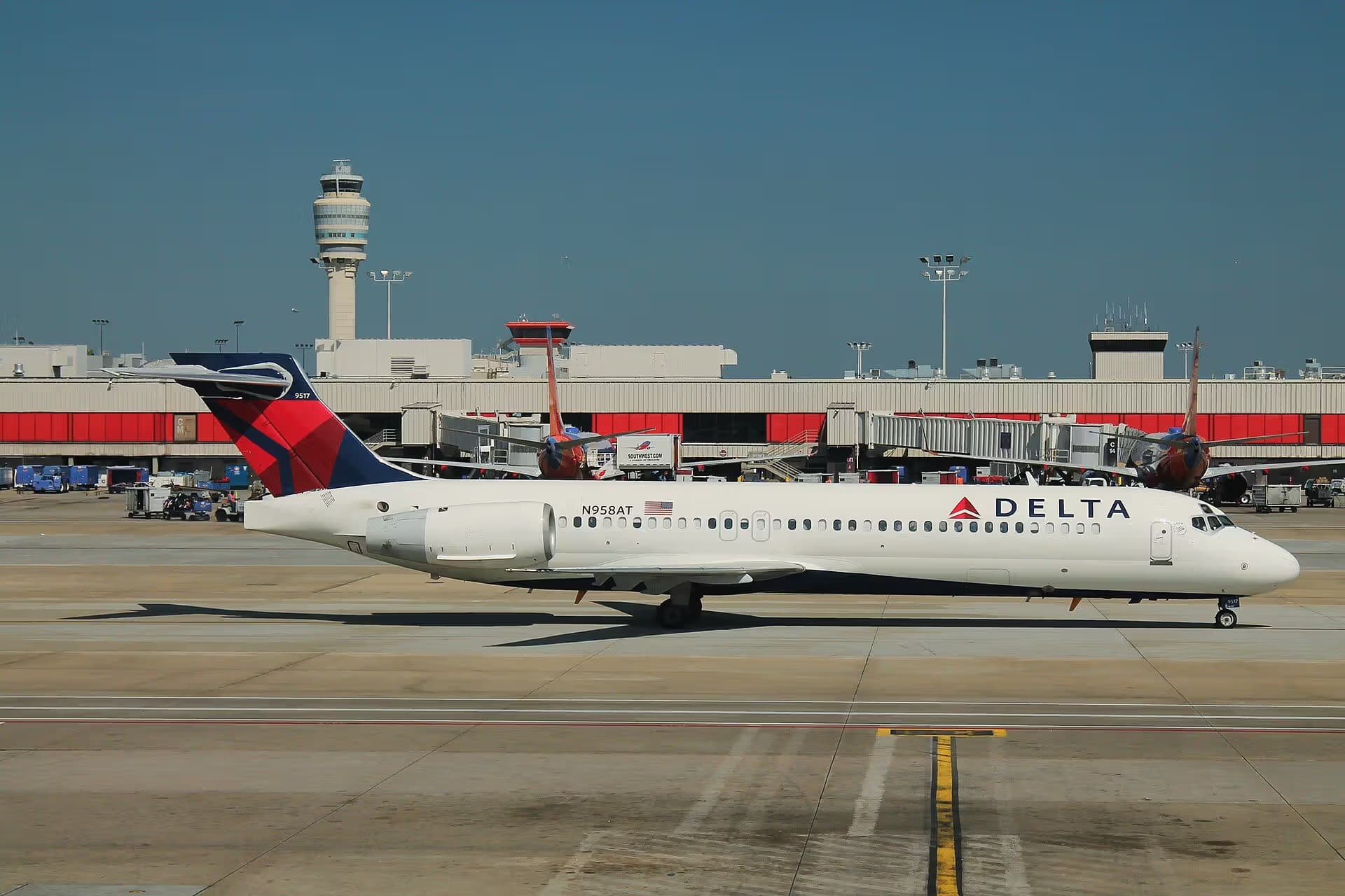 N958AT — Douglas
