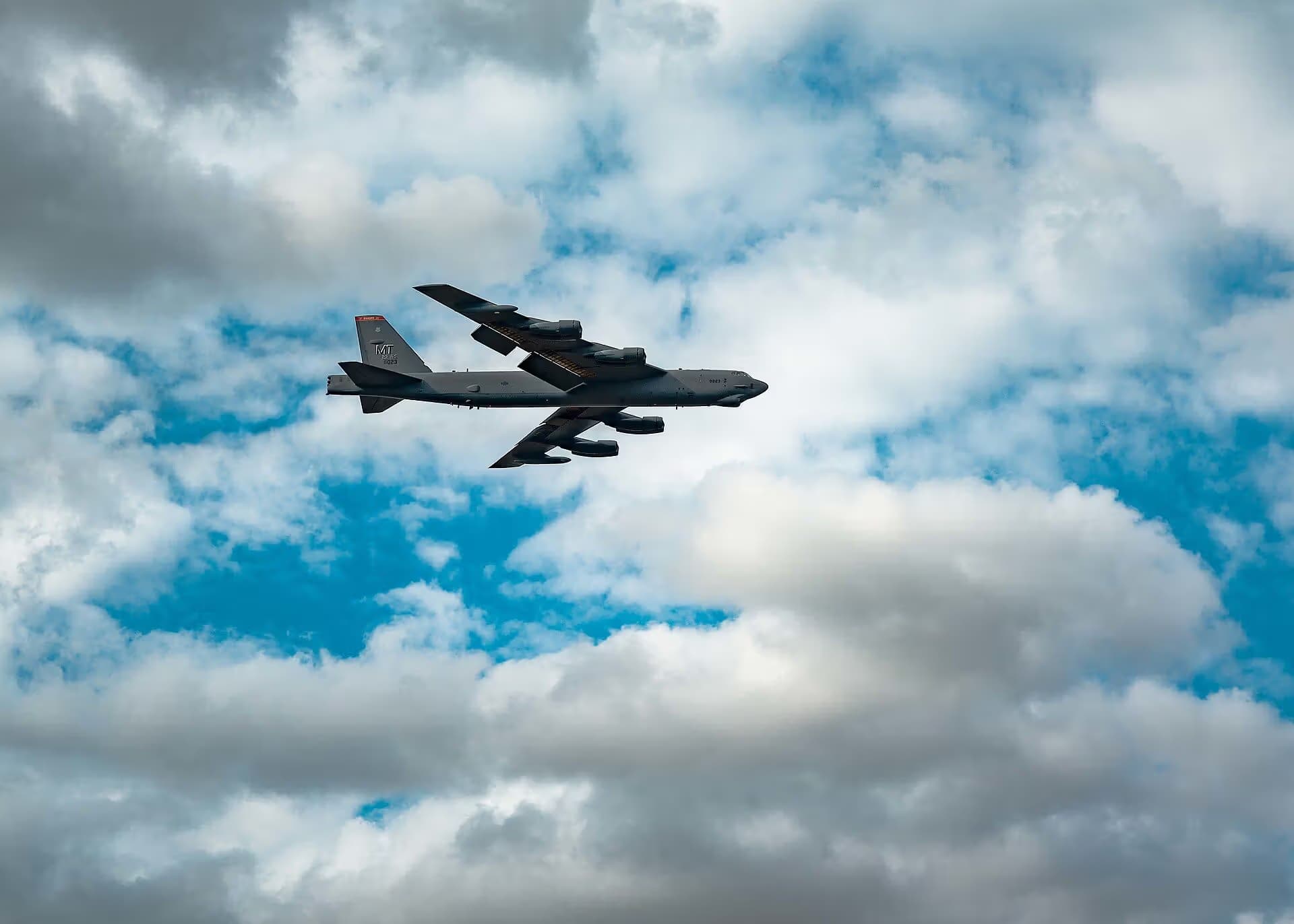 Unidentified — Aircraft