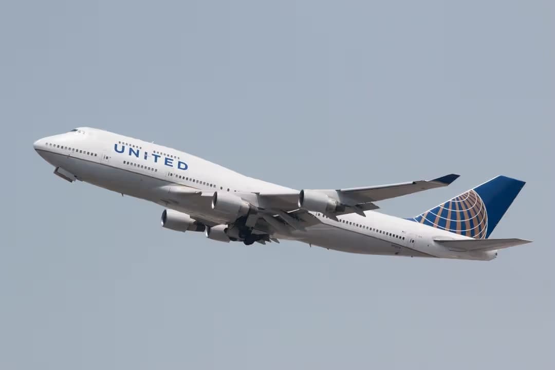N118UA — Boeing