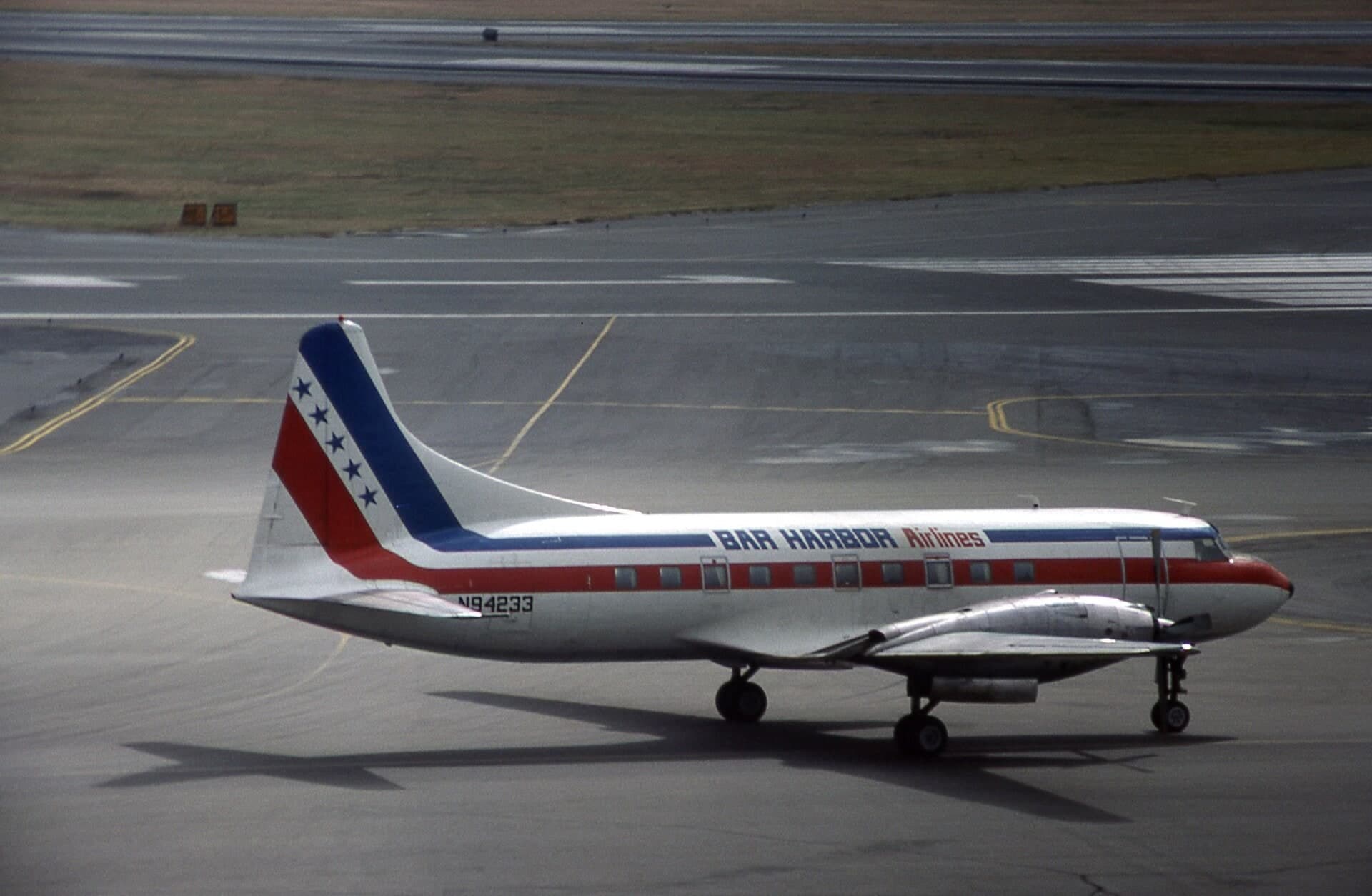 N94233 — Twin-engine aircraft