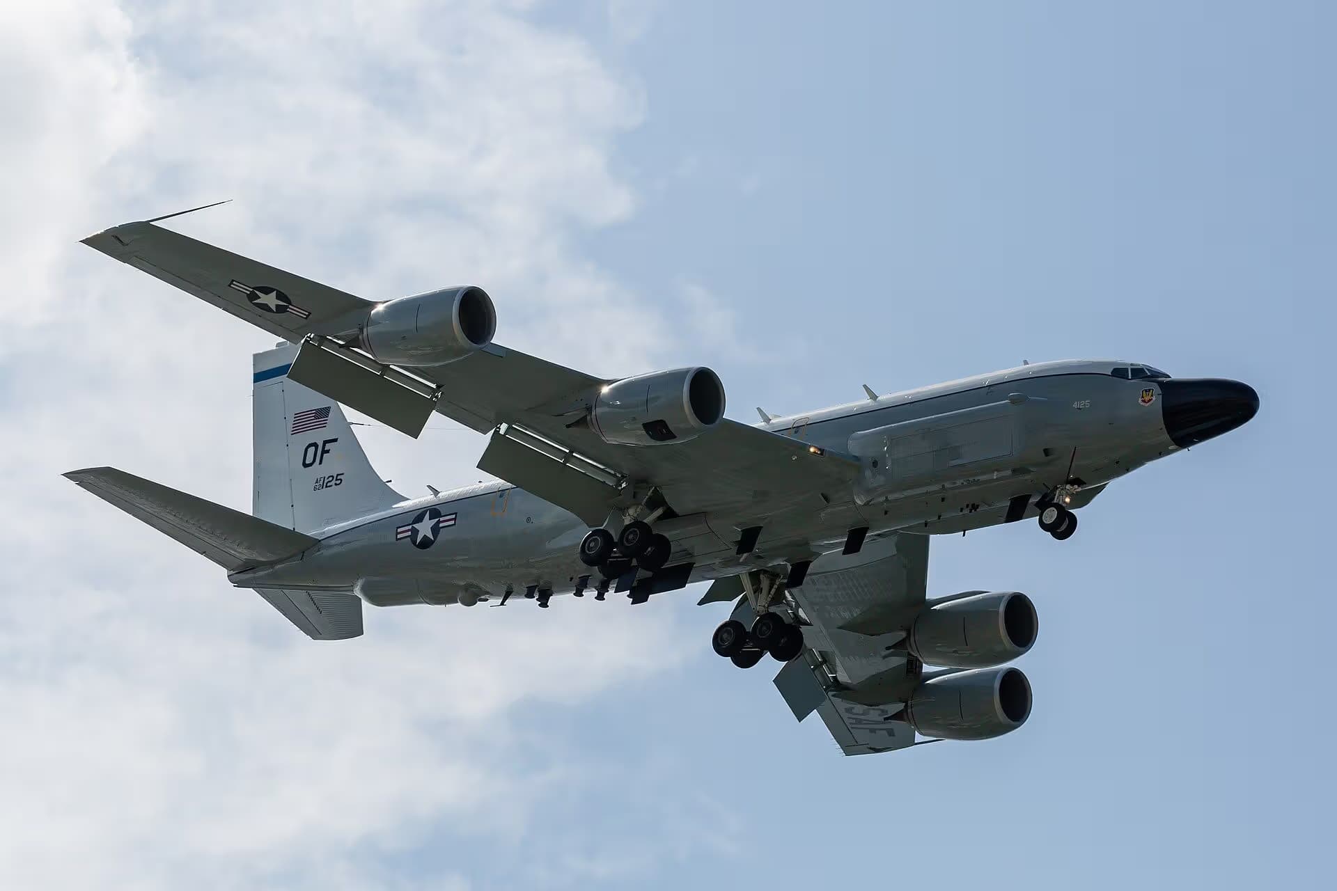 Unidentified — Boeing