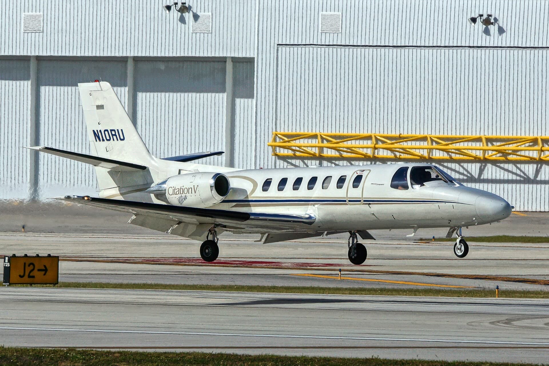 N10RU — Cessna
