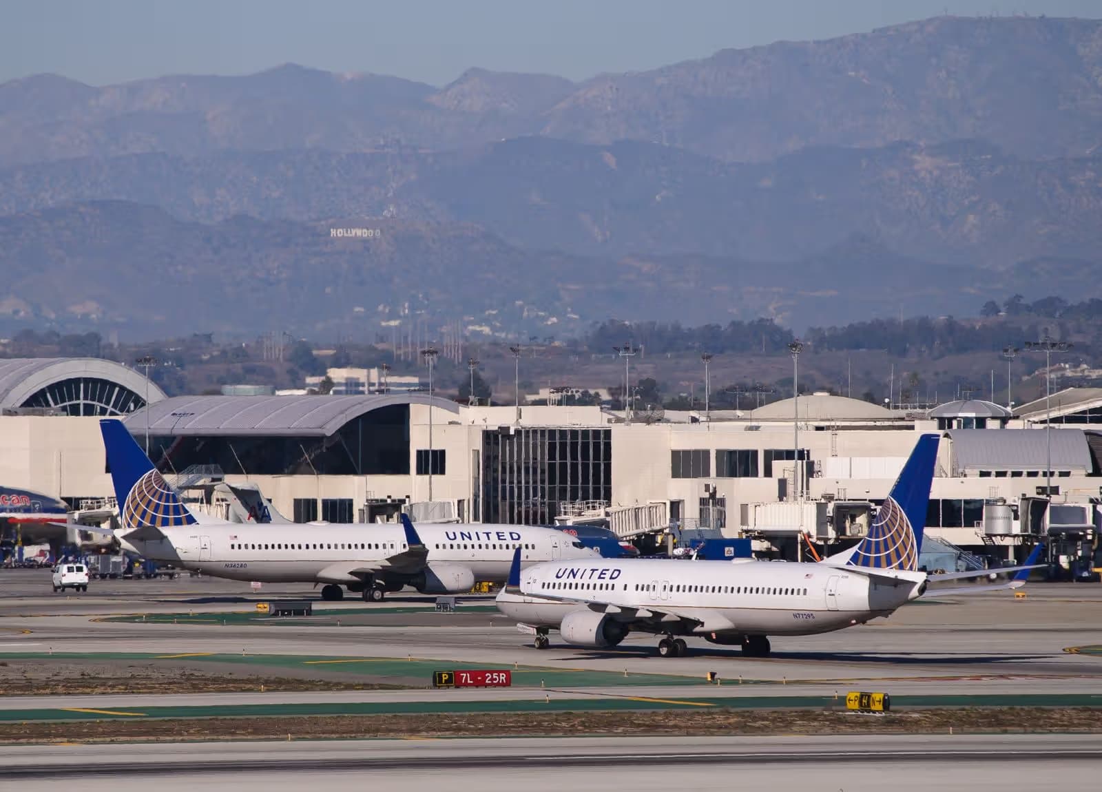 N36280 — Boeing