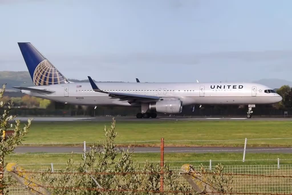 N13113 — Boeing