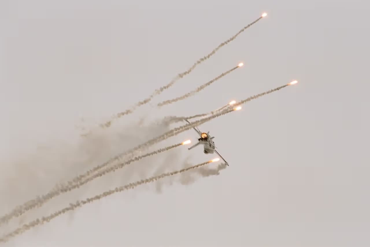 Unidentified — Aircraft