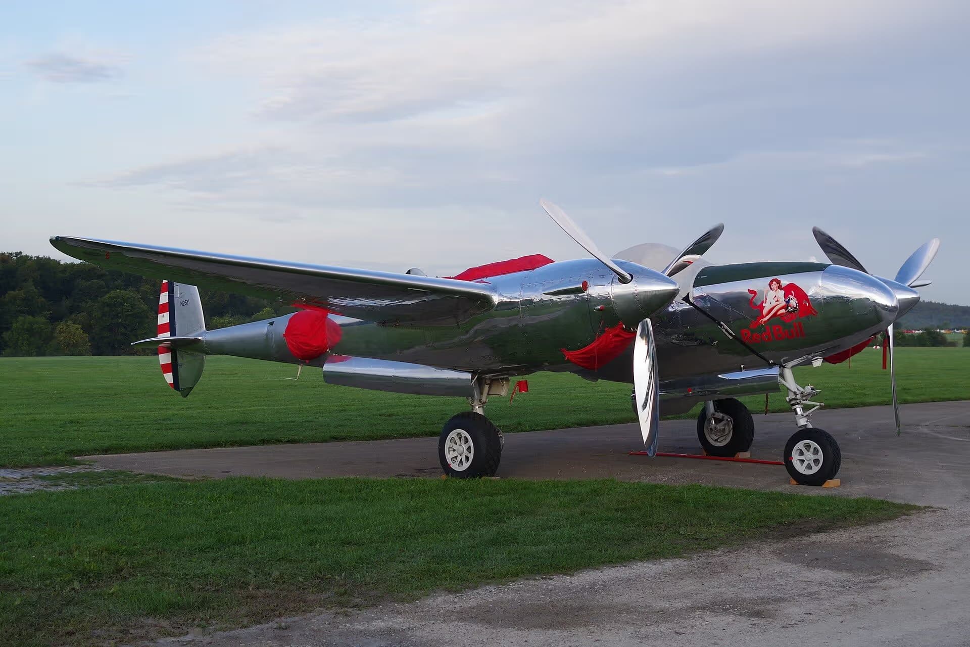 N25Y — Lockheed