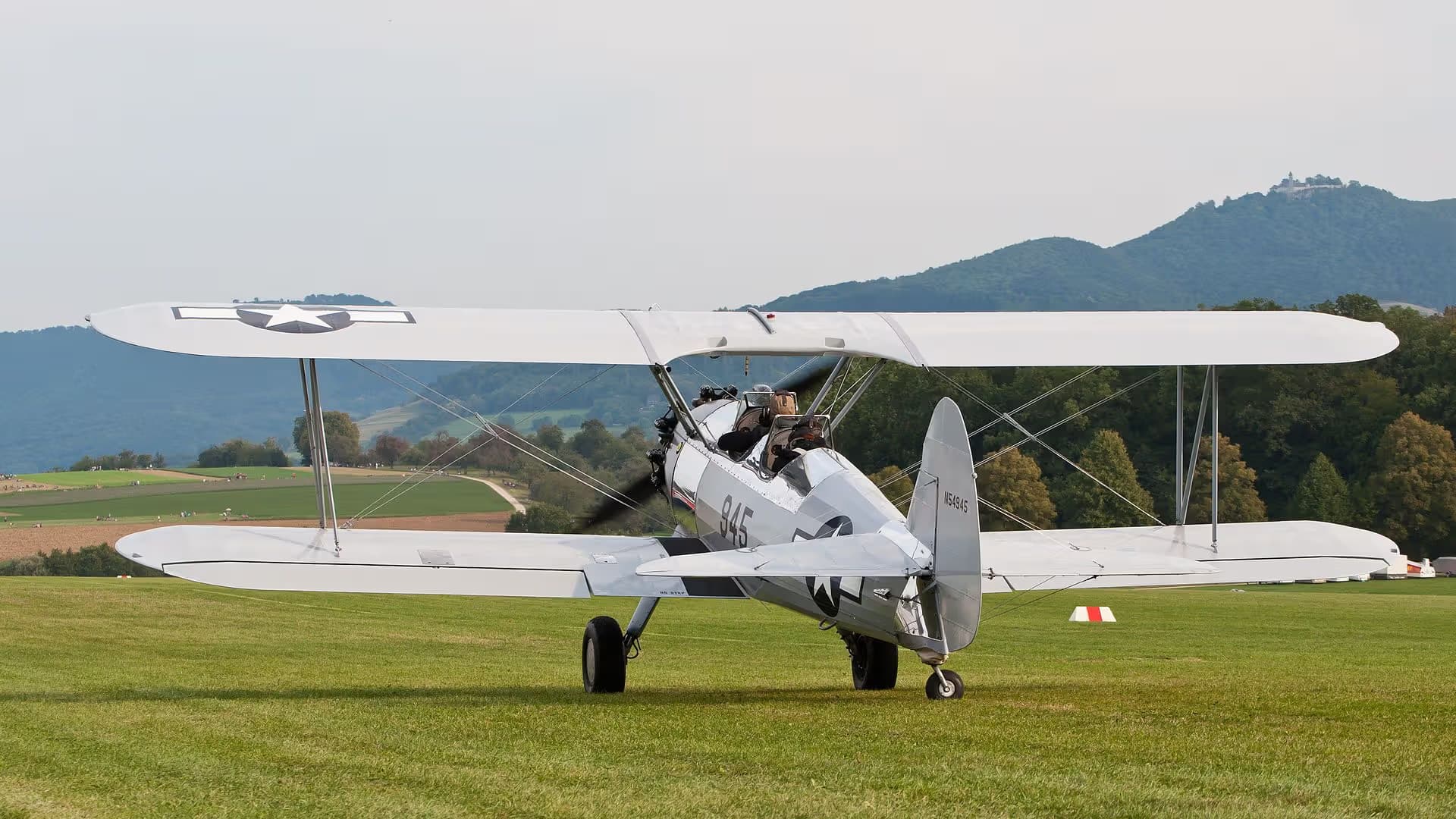 N54945 — Boeing