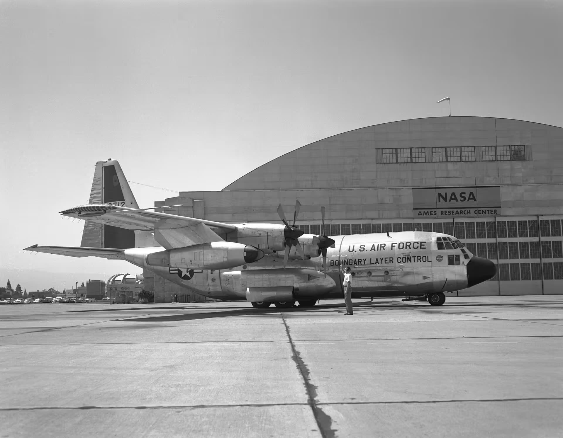 Unidentified — Lockheed