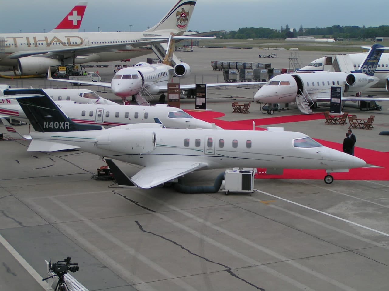 N40XR — Business jet