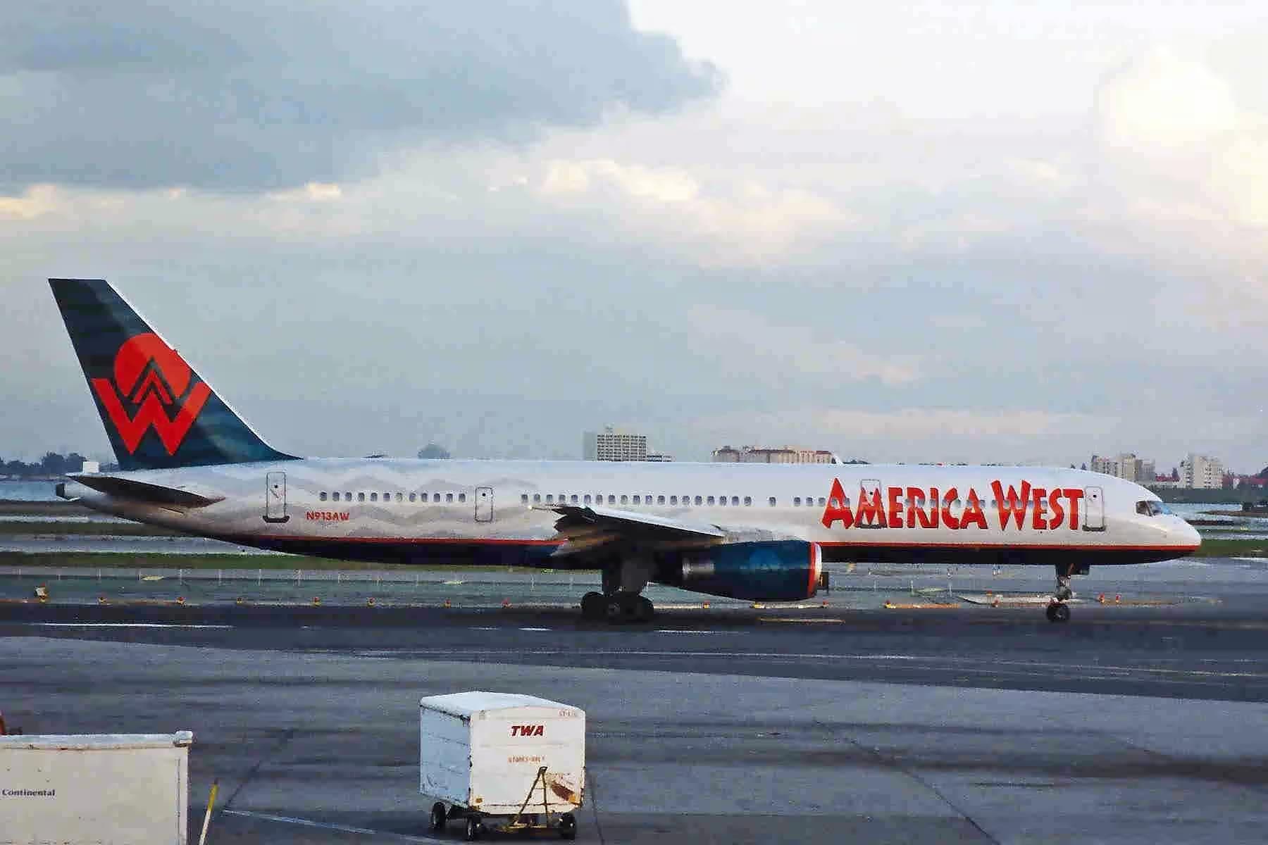 N913AW — Boeing