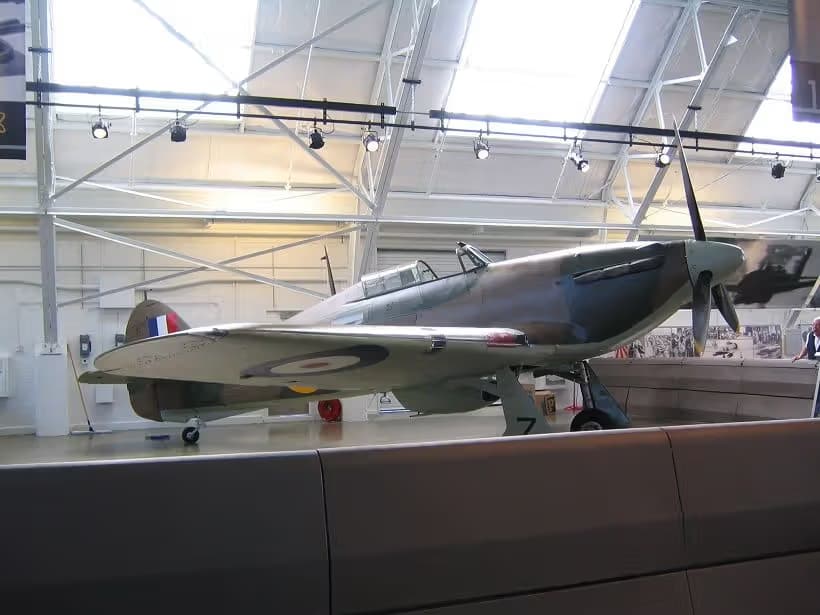 Unidentified — Warbird