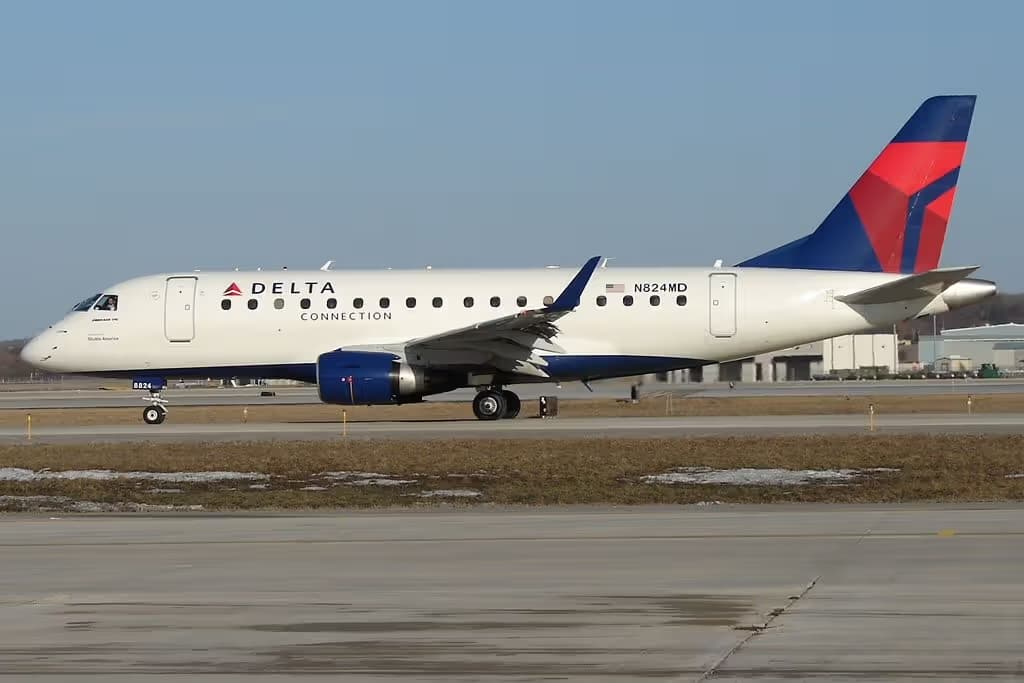 N824MD — Embraer