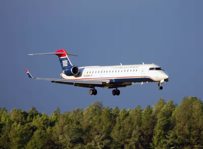 N709PS — Twin-engine aircraft