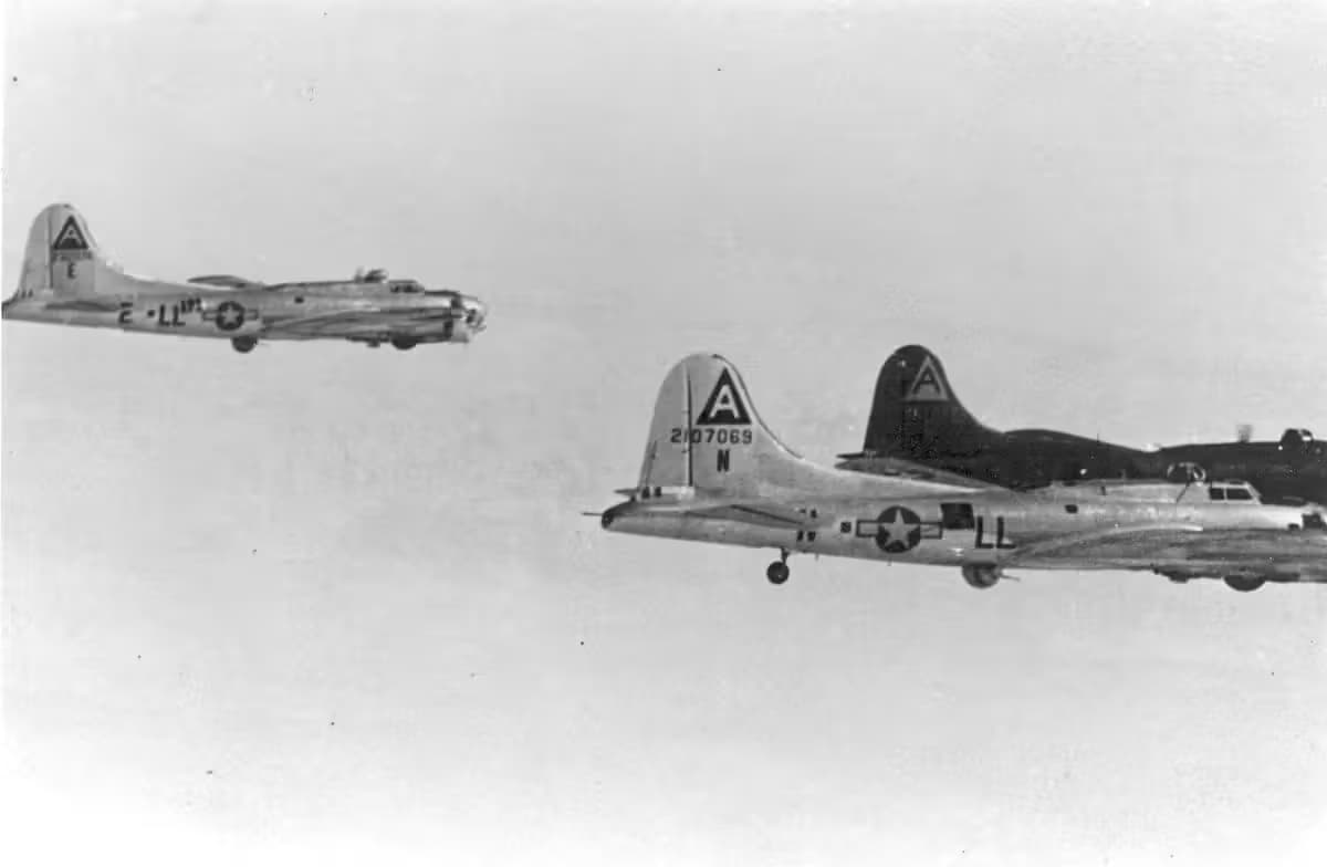 Unidentified — Aircraft