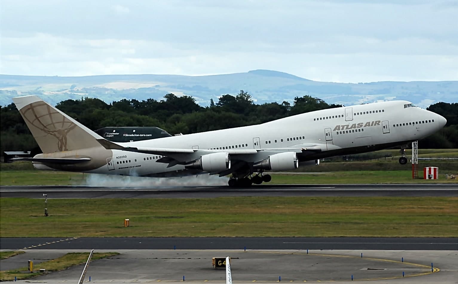 N322SG — Boeing