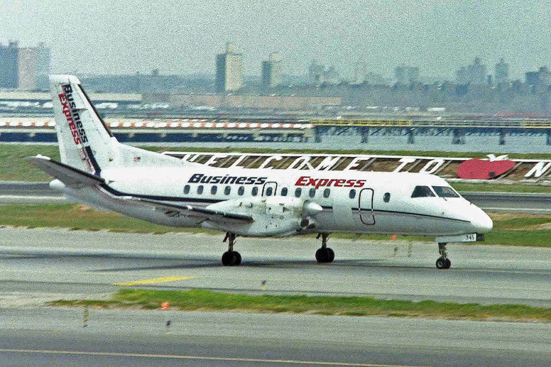 N345BE — Twin-engine aircraft