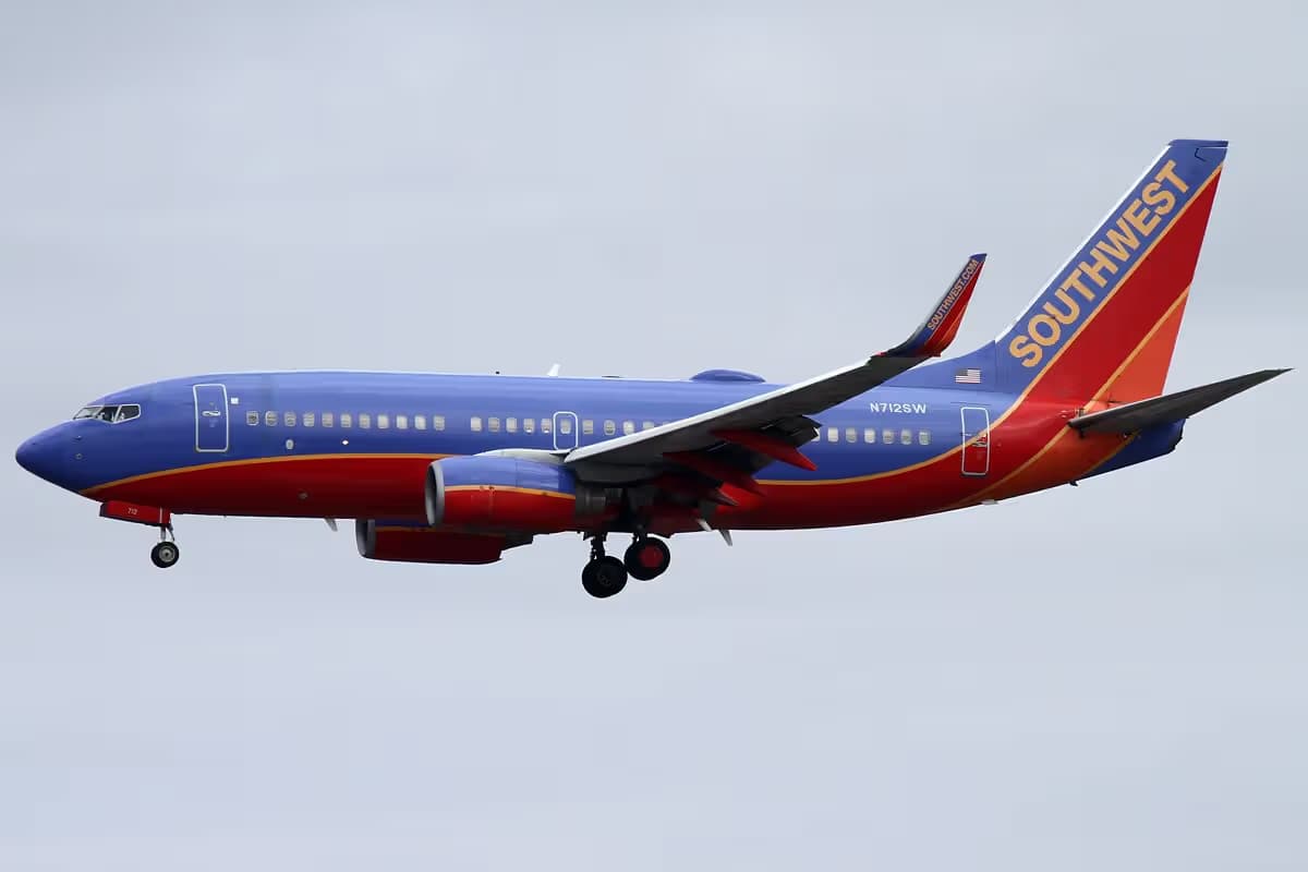 N712SW — Boeing