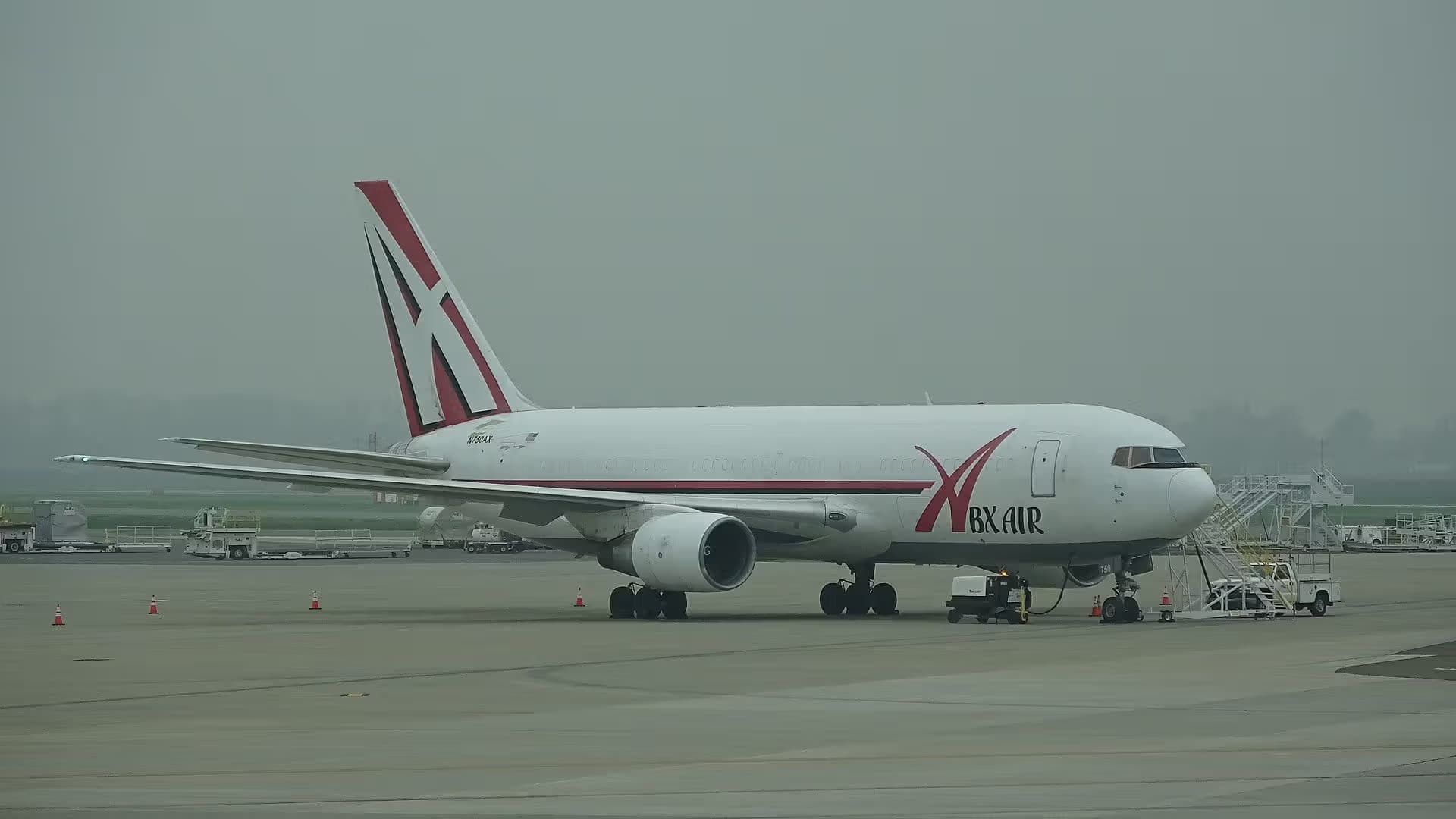 N750AX — Twin-engine aircraft