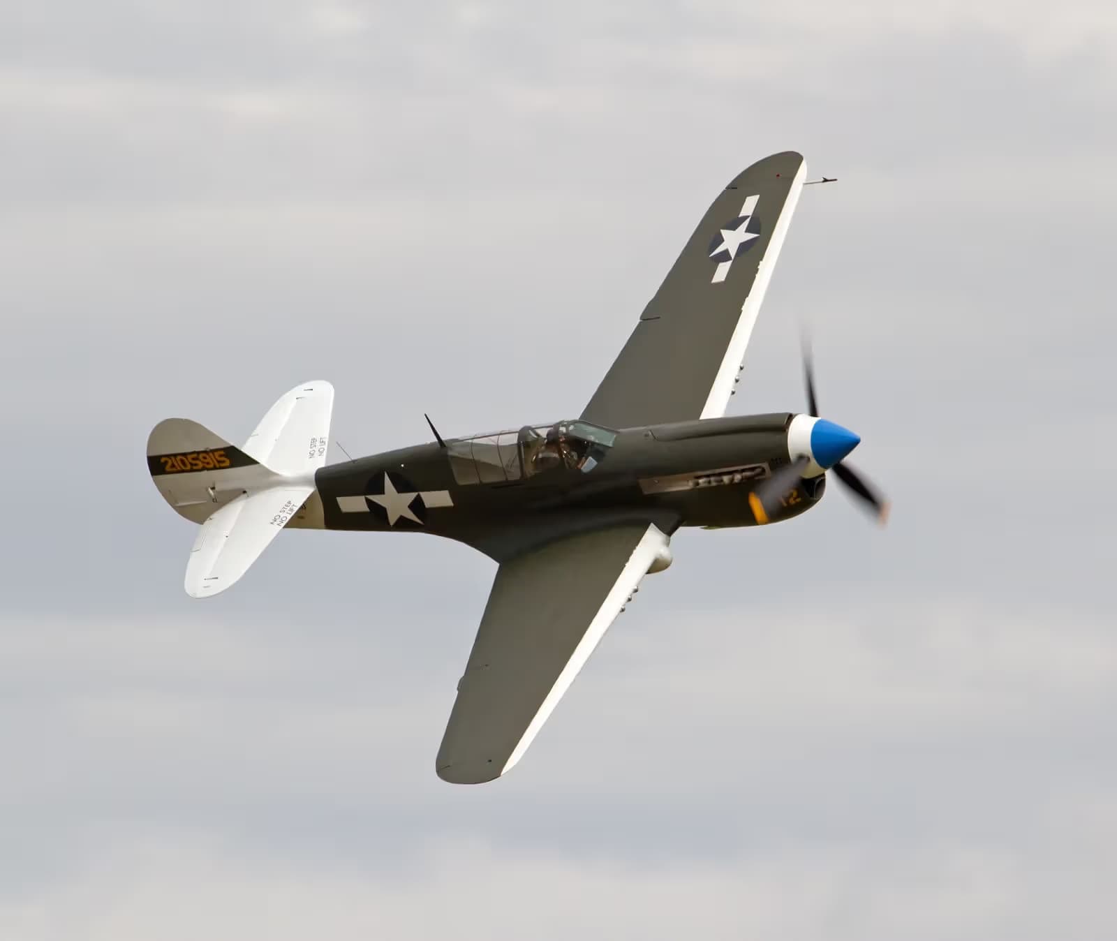 F-AZKU — Warbird