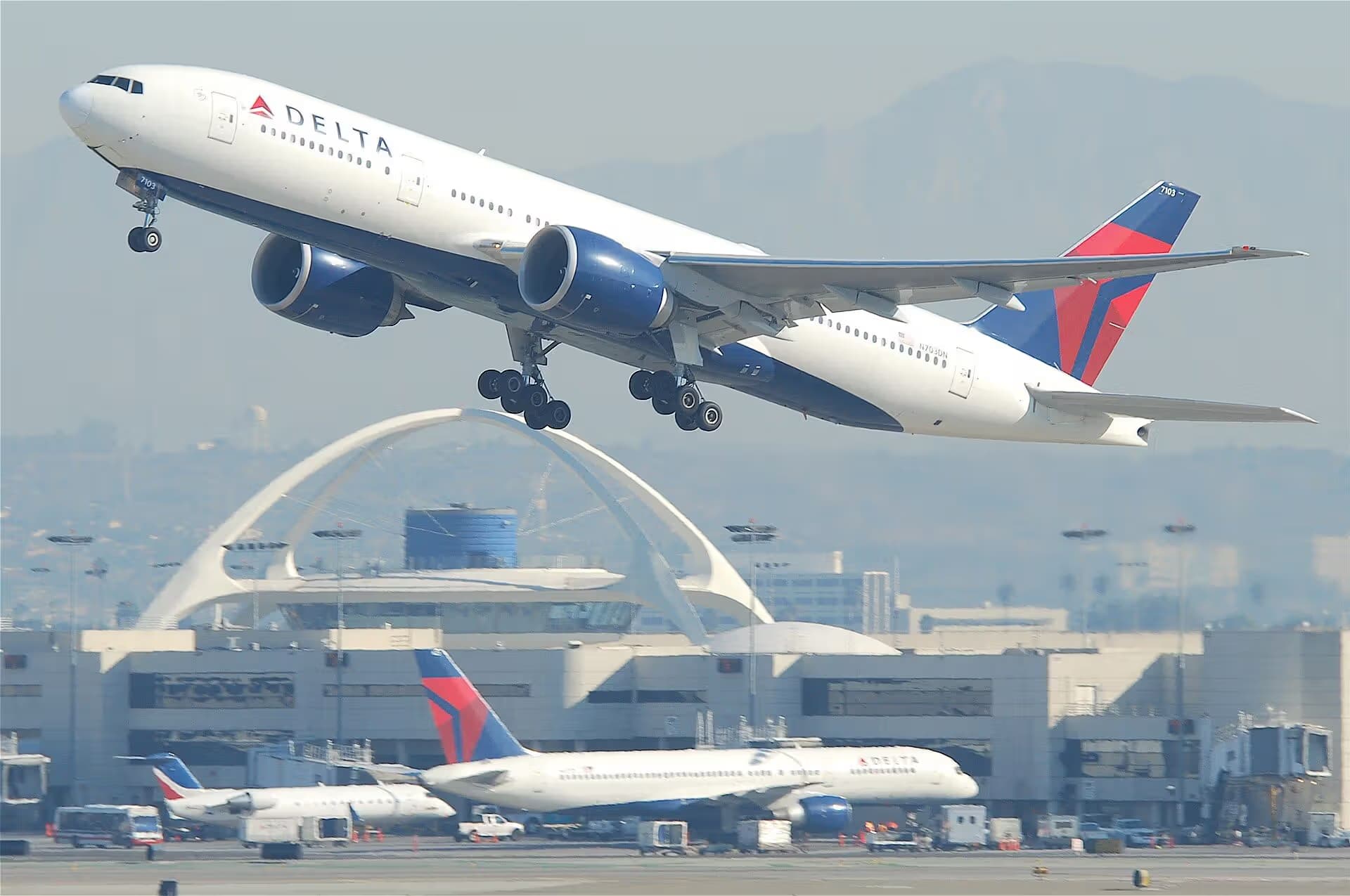 N703DN — Boeing