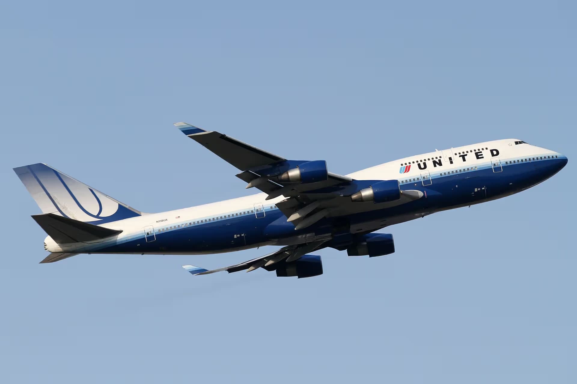 N118UA — Boeing
