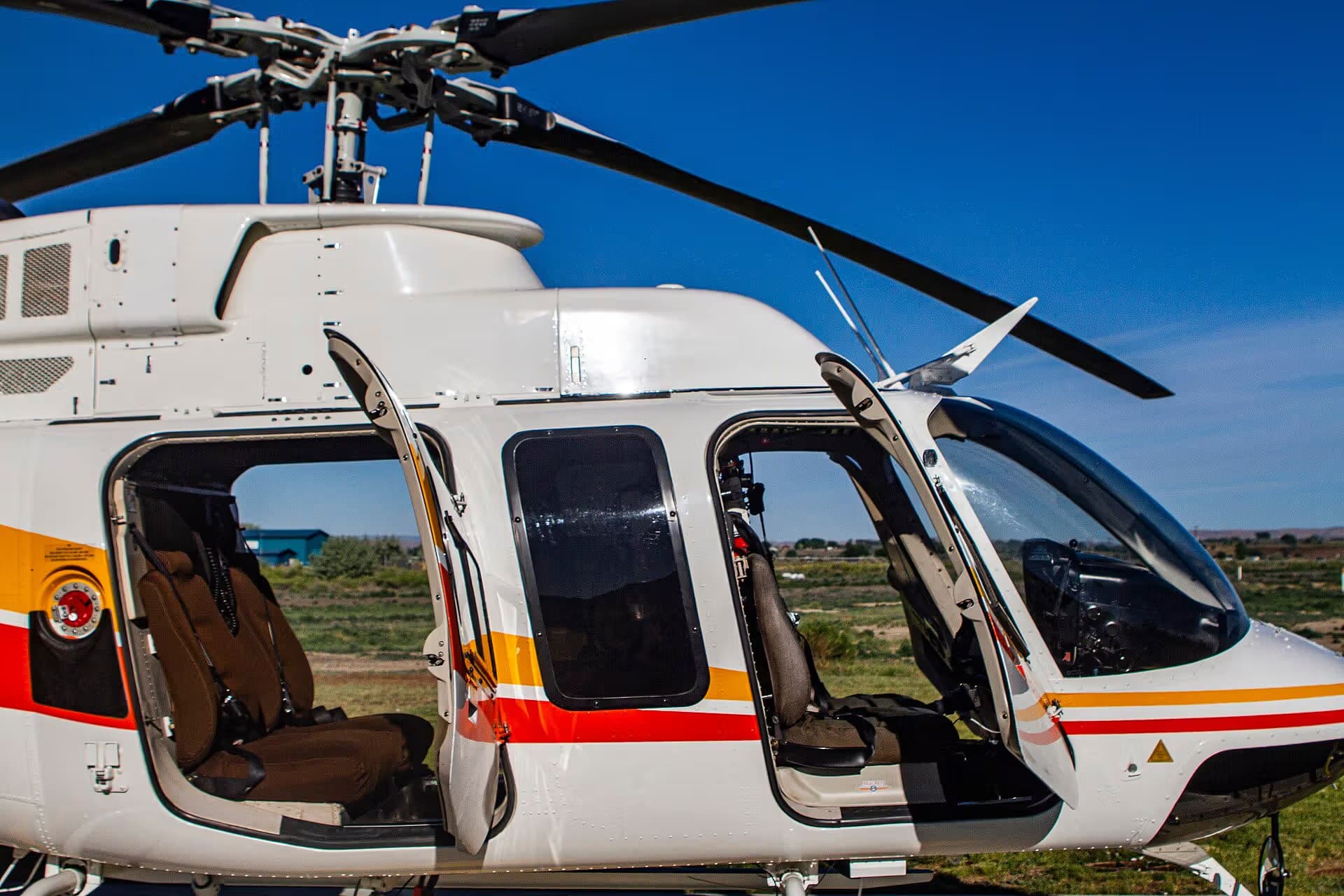 N684H — Helicopter