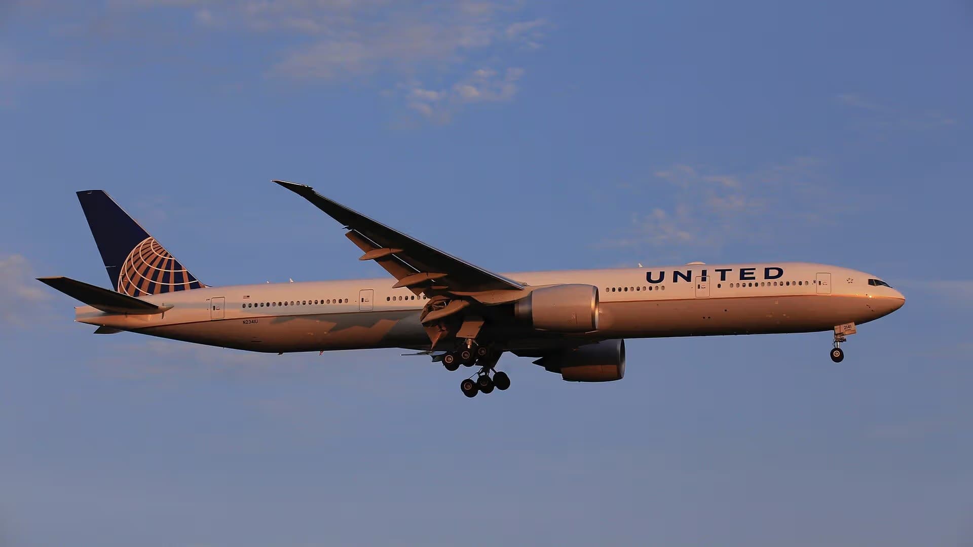 N2341U — Boeing