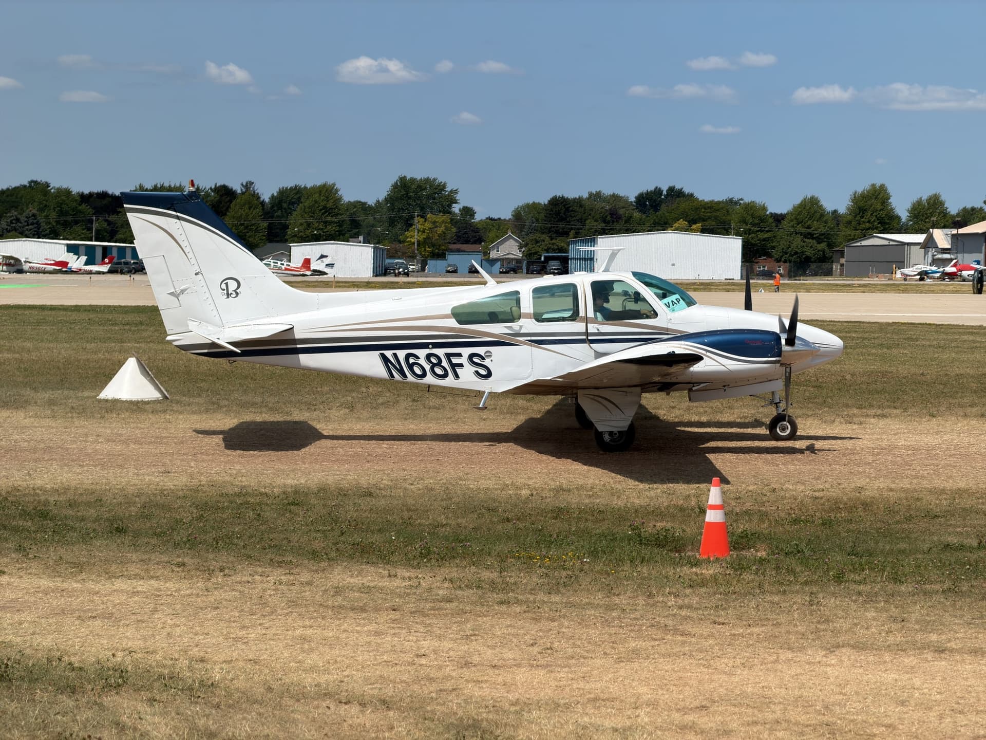 N68FS — 1968 Beechcraft 95-B55 (T42A)