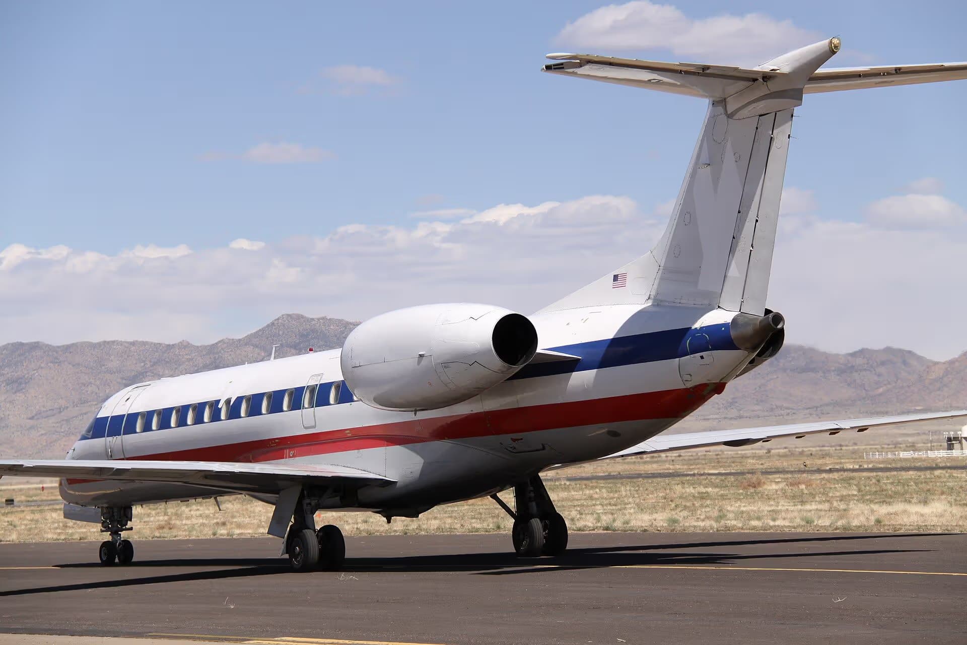 N736DT — Business jet