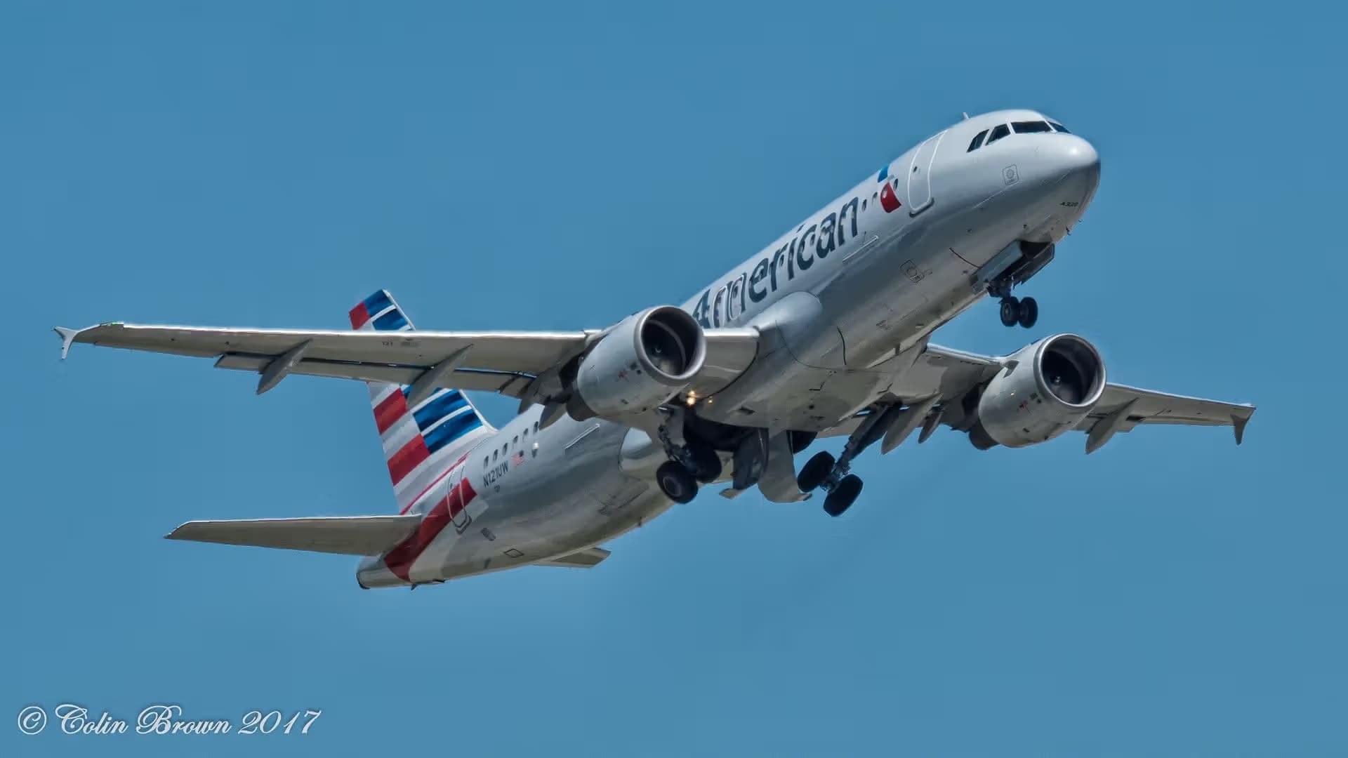N121UW — Airbus