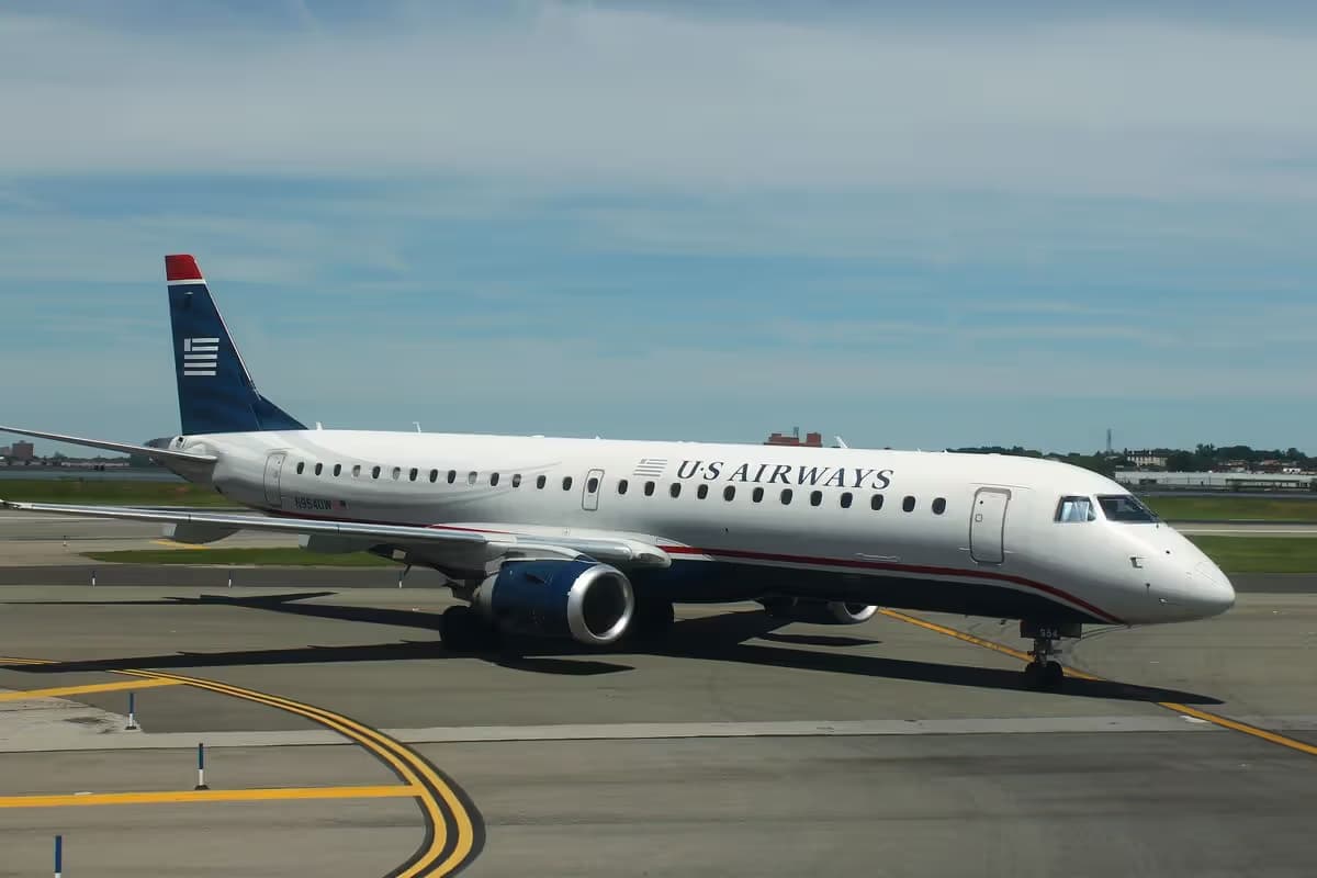 N954UW — Embraer