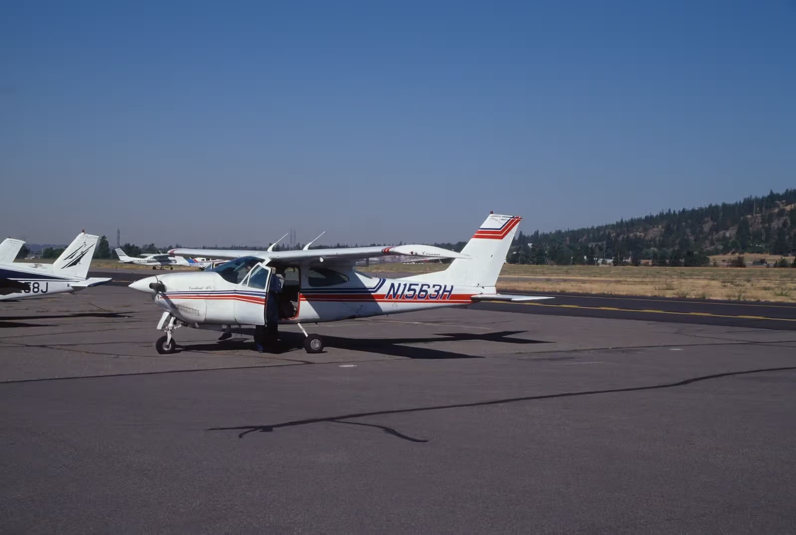 N1563H — Cessna
