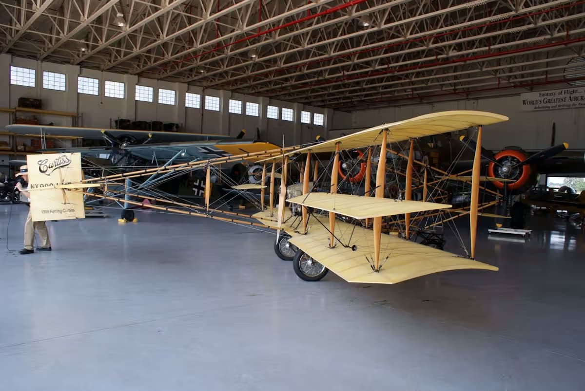Unidentified — Aircraft