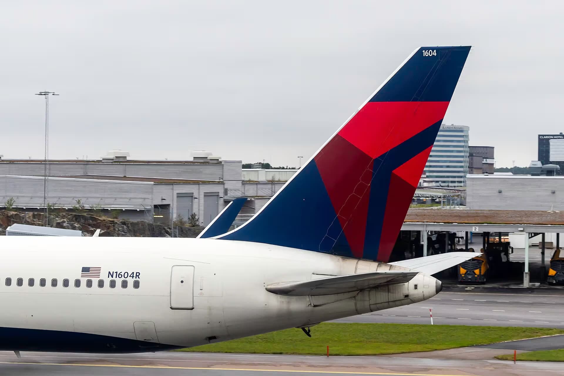 N1604R — Boeing