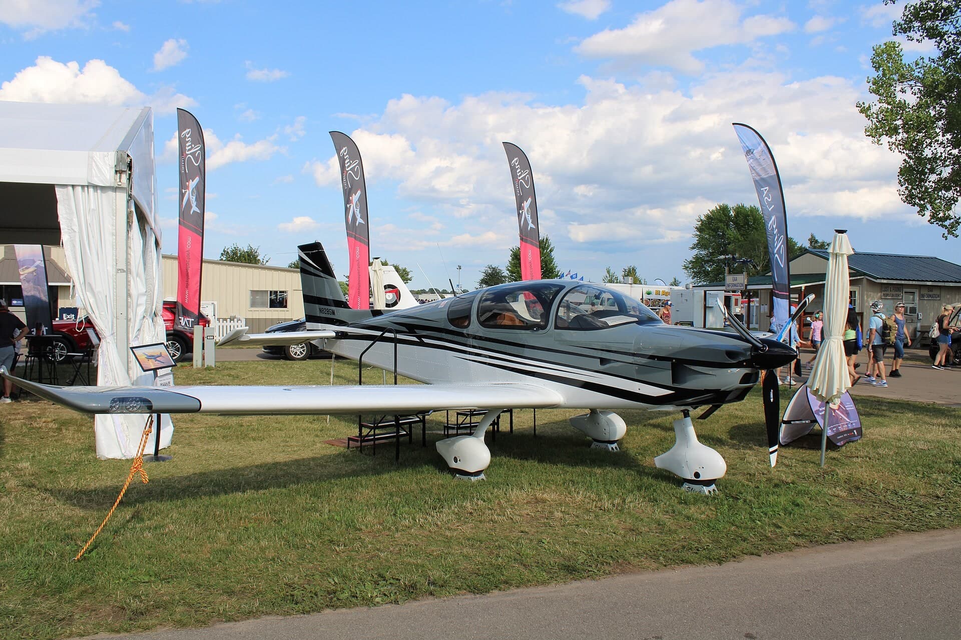N828SM — Aircraft