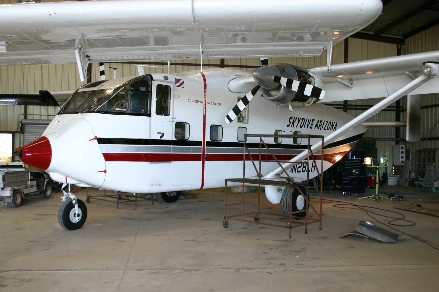 N28LH — Aircraft