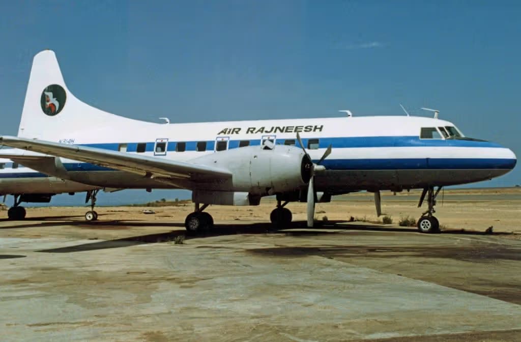 N314H — Twin-engine aircraft