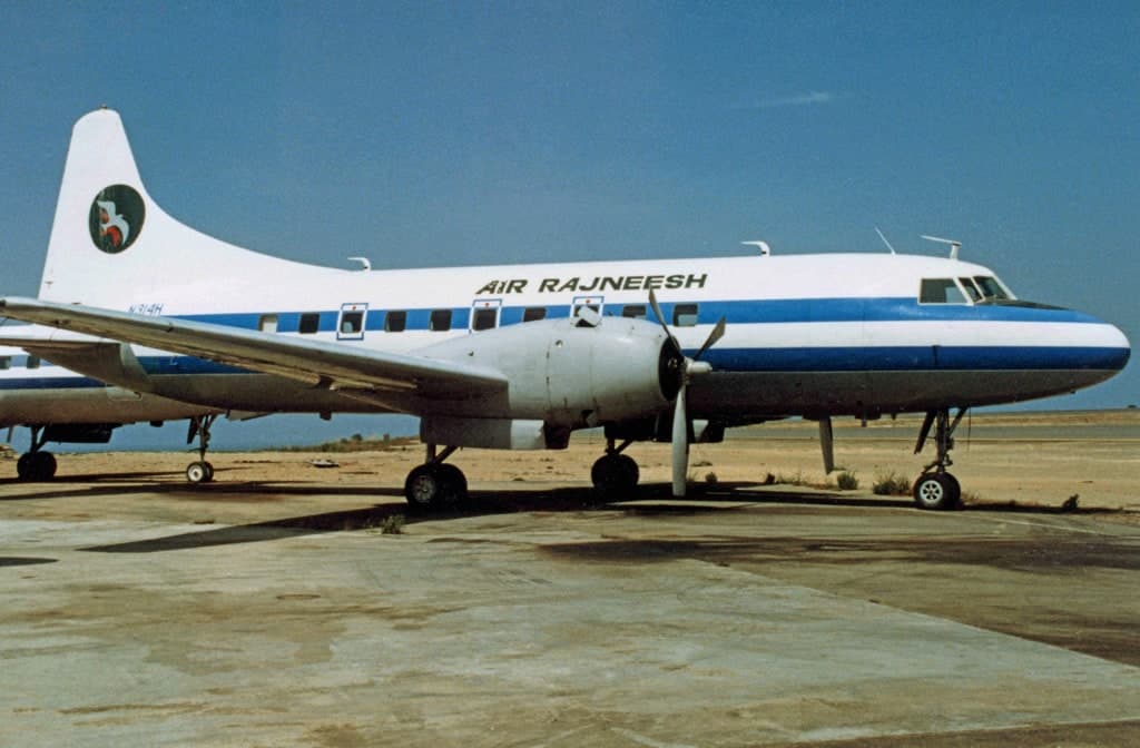 N314H — Twin-engine aircraft