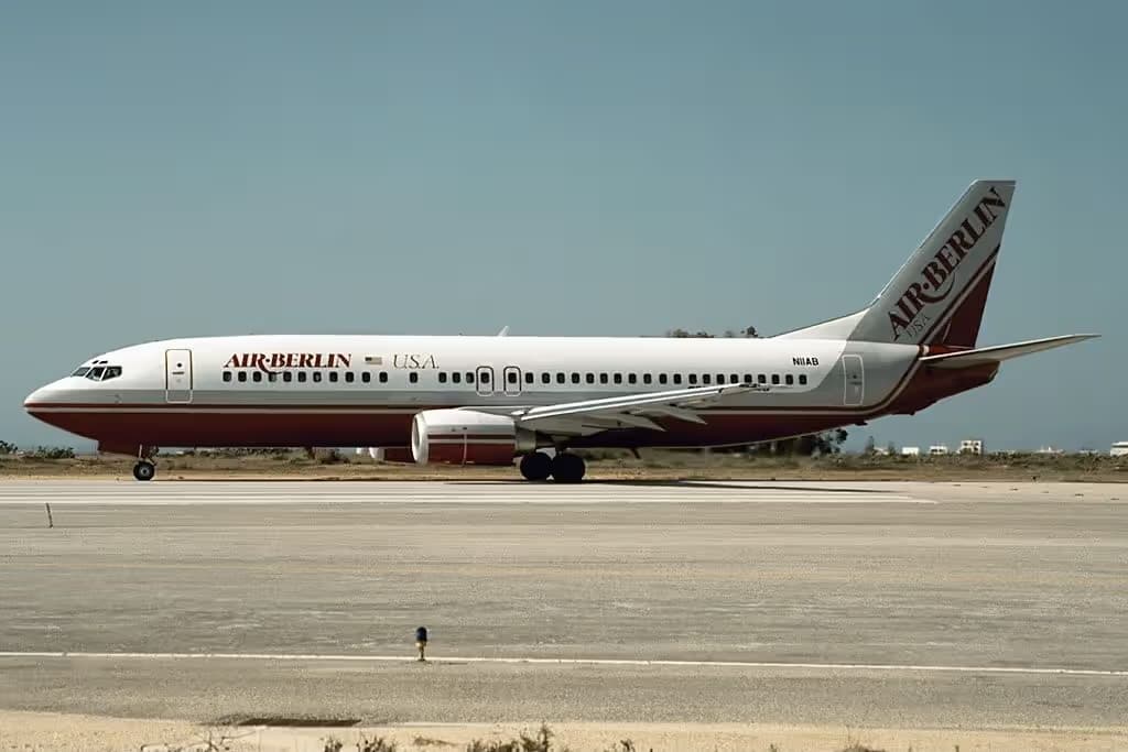 N11AB — Boeing