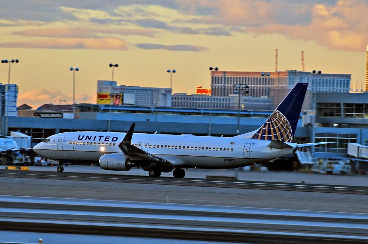N78511 — Boeing