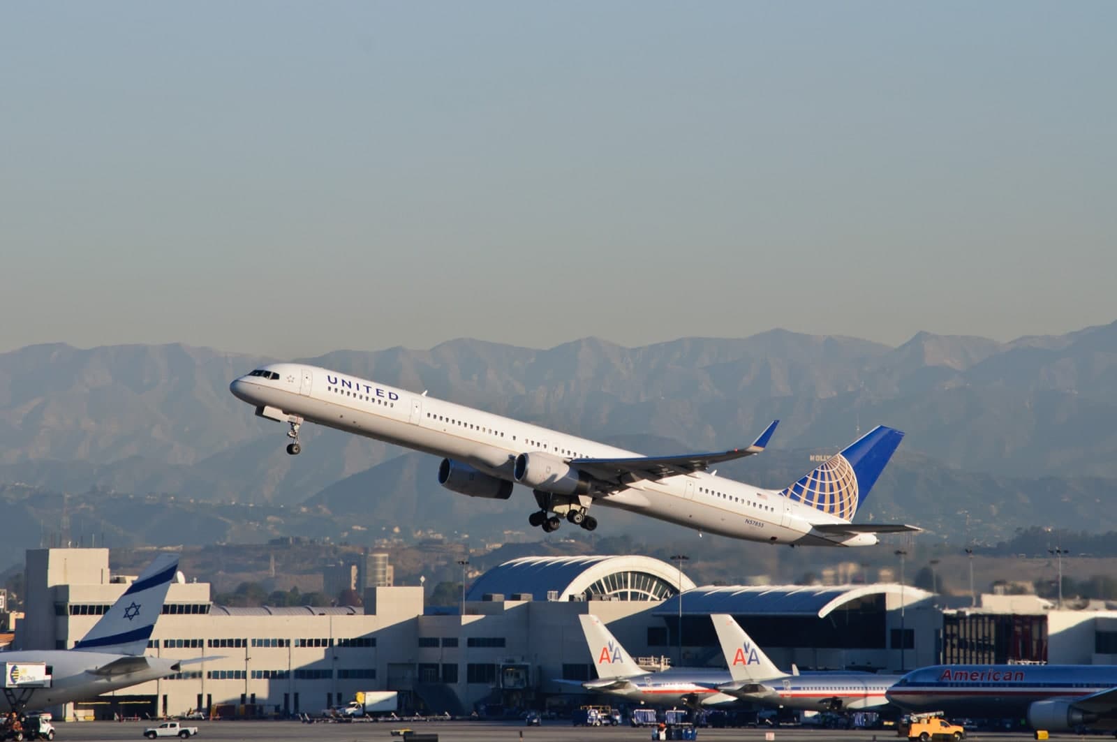 N57855 — Boeing