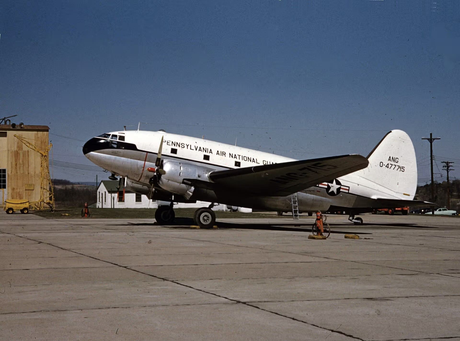 Unidentified — Twin-engine aircraft