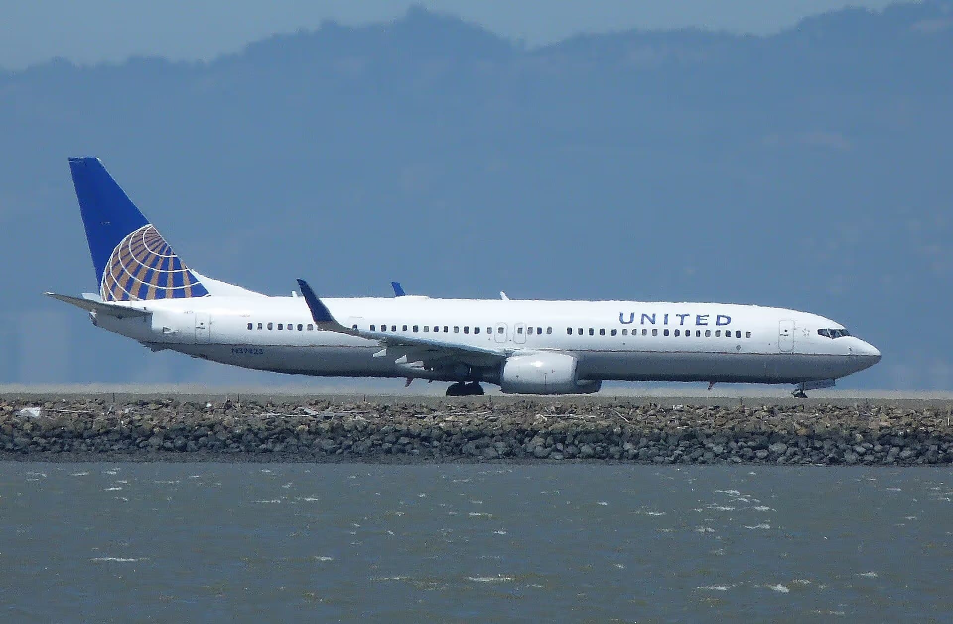 N39423 — Boeing