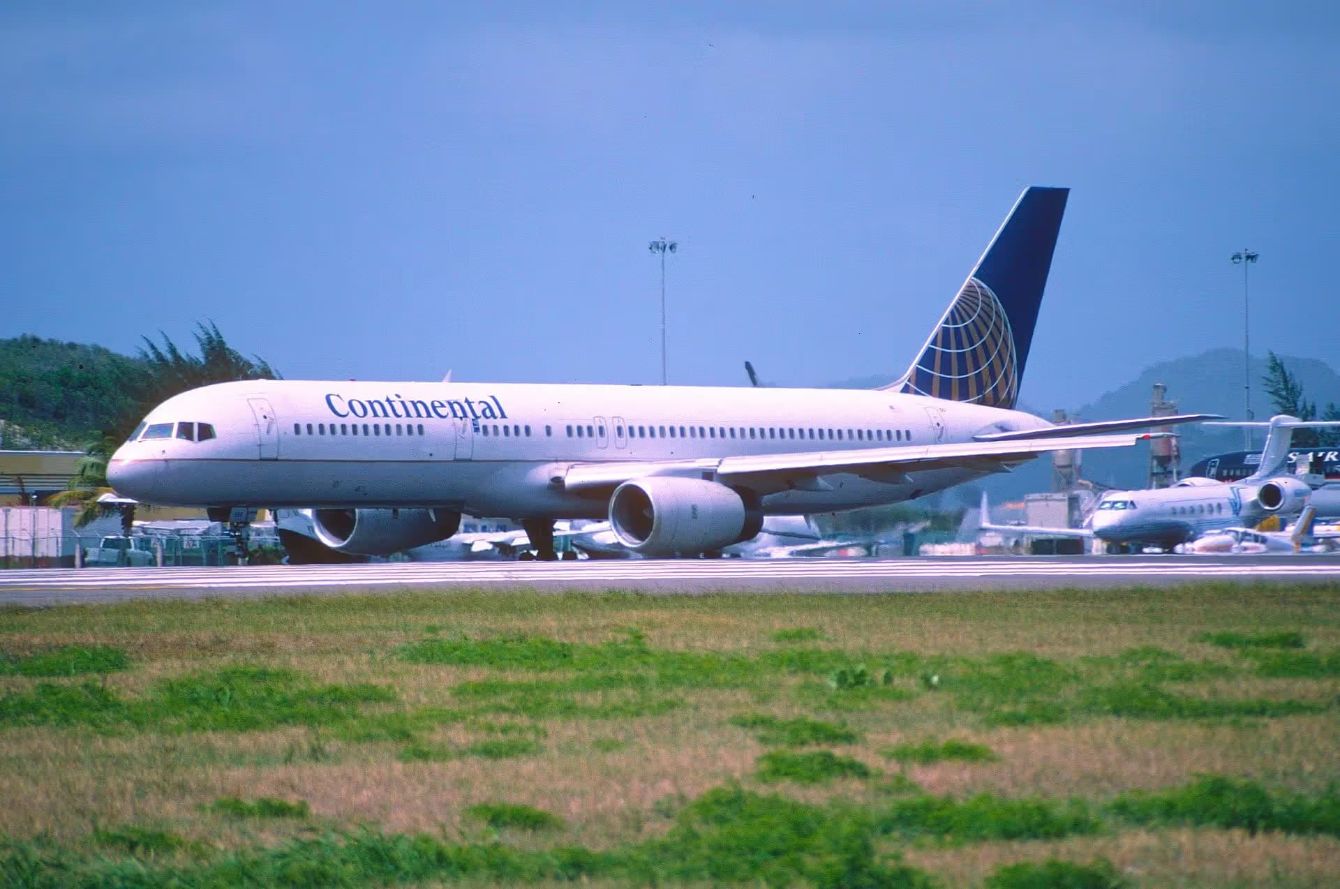 N12125 — Boeing
