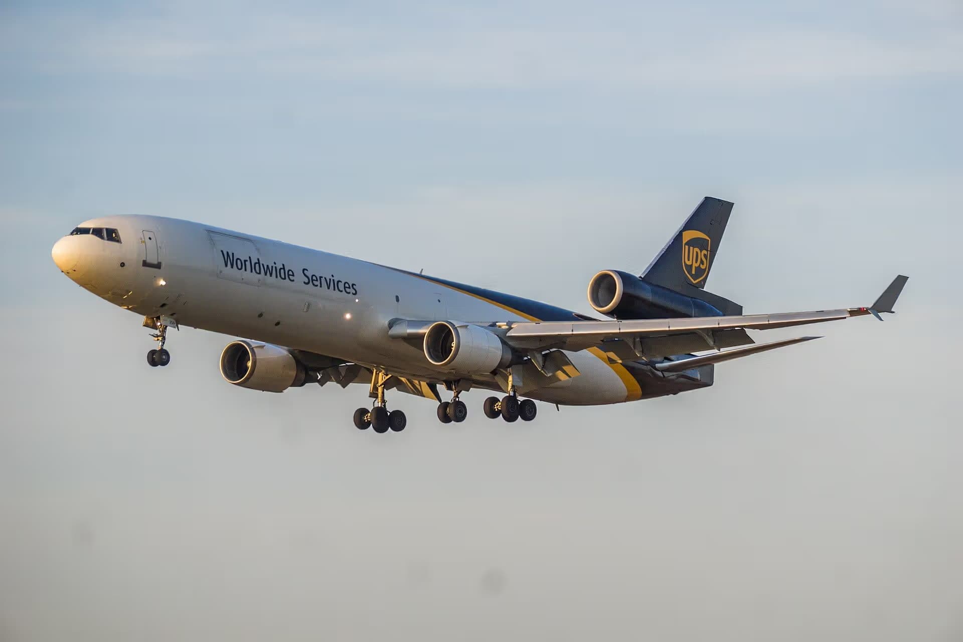 N259UP — Douglas
