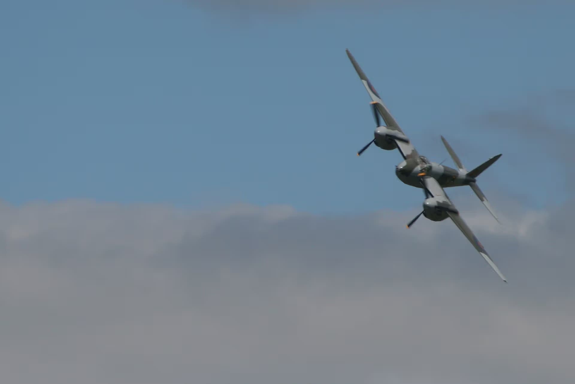Unidentified — De Havilland