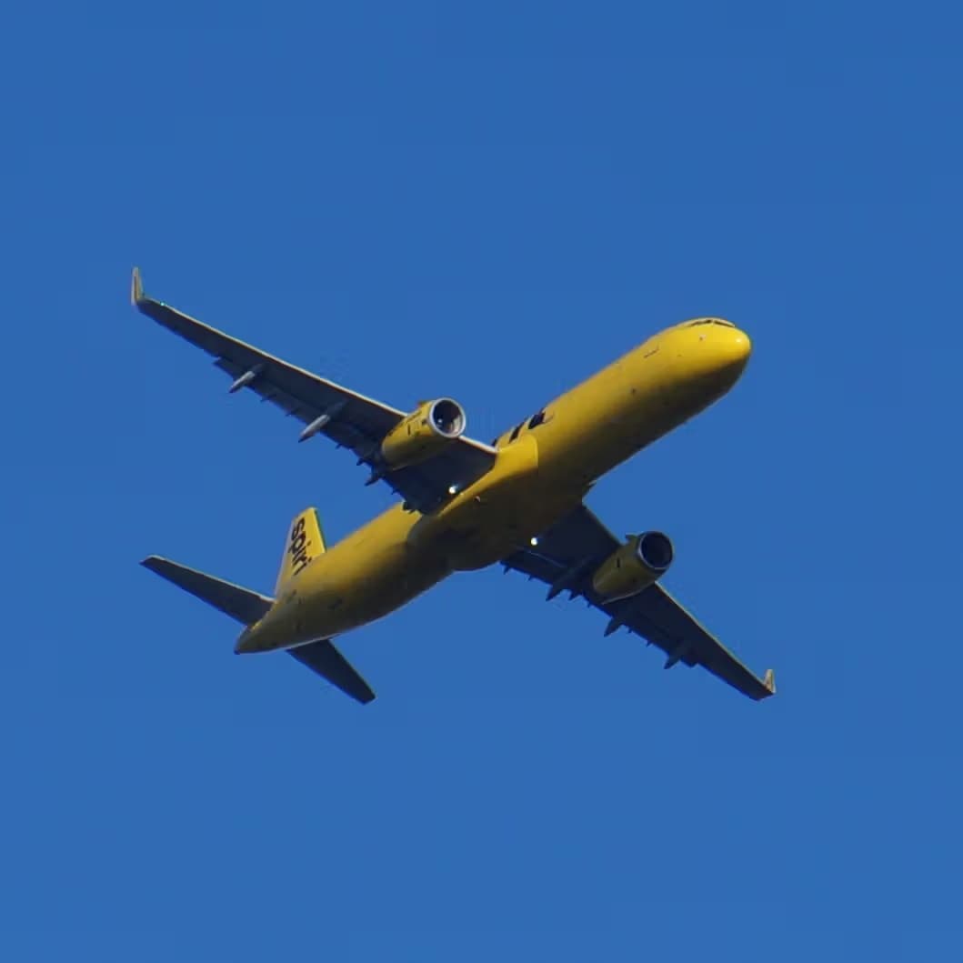 N659NK — Twin-engine aircraft
