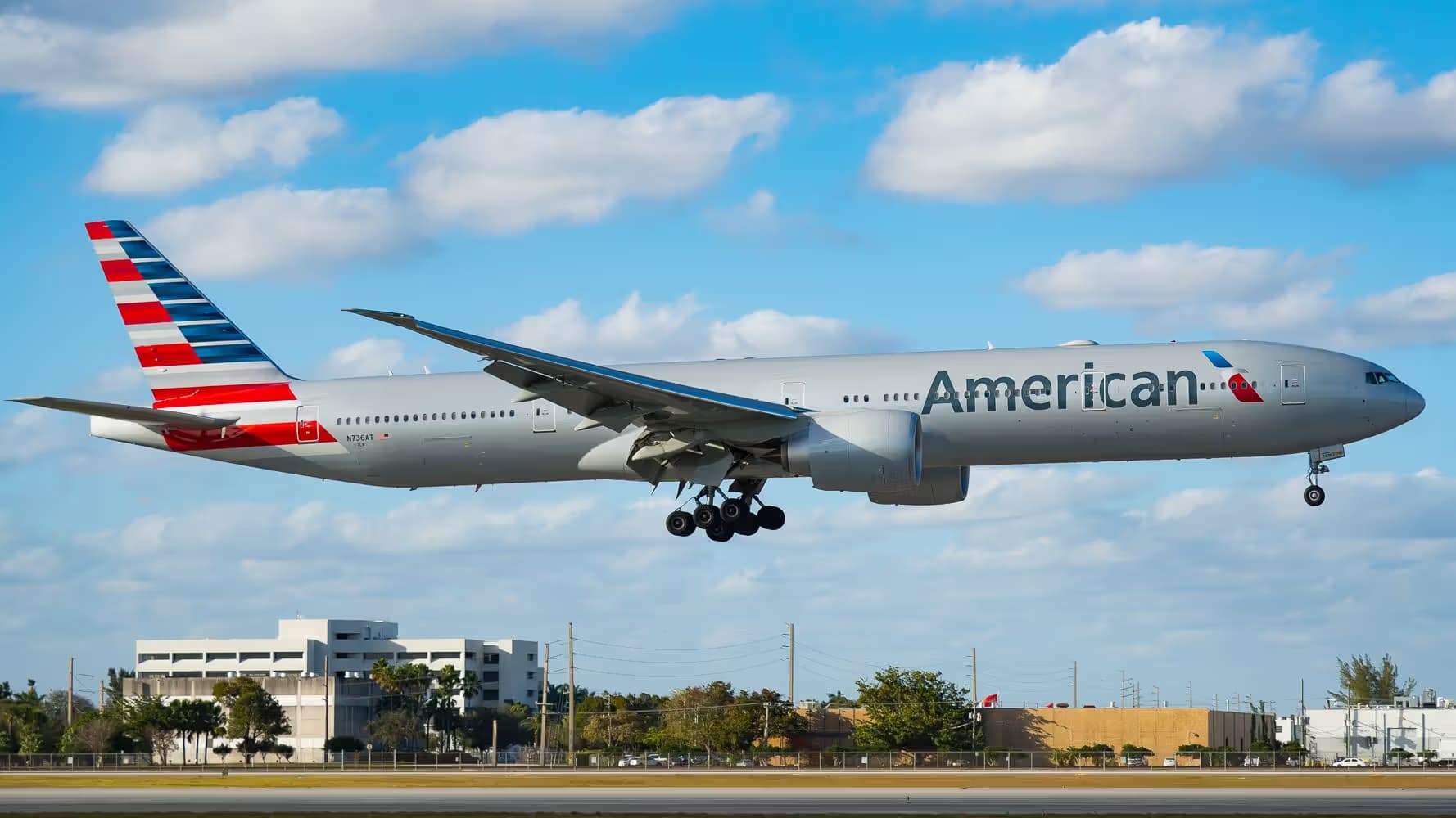 N736AT — Boeing